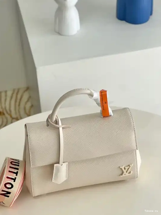 Affordable CLUNY VUITTON BB LOUIS 0608